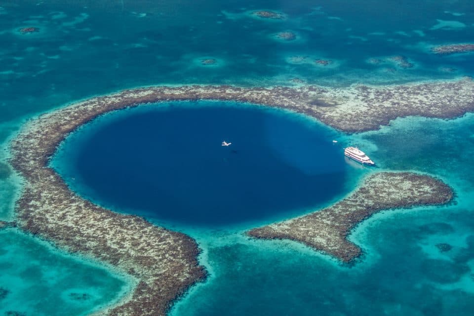 The Great Blue Hole of Belize 1